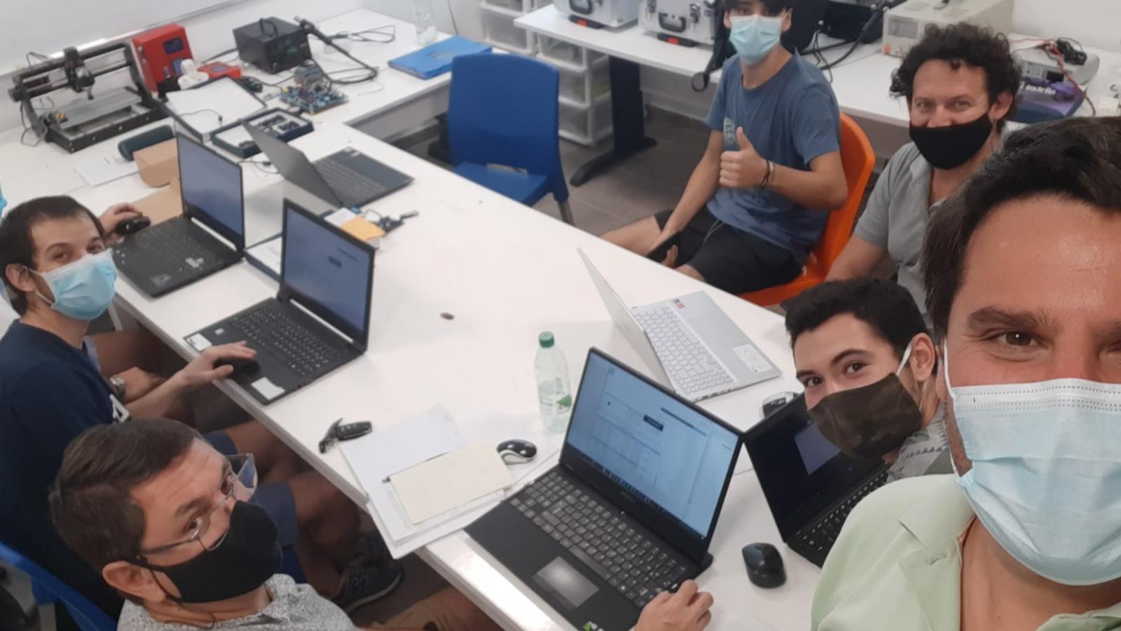 Grupo de aprendizaje del Laboratorio Científico